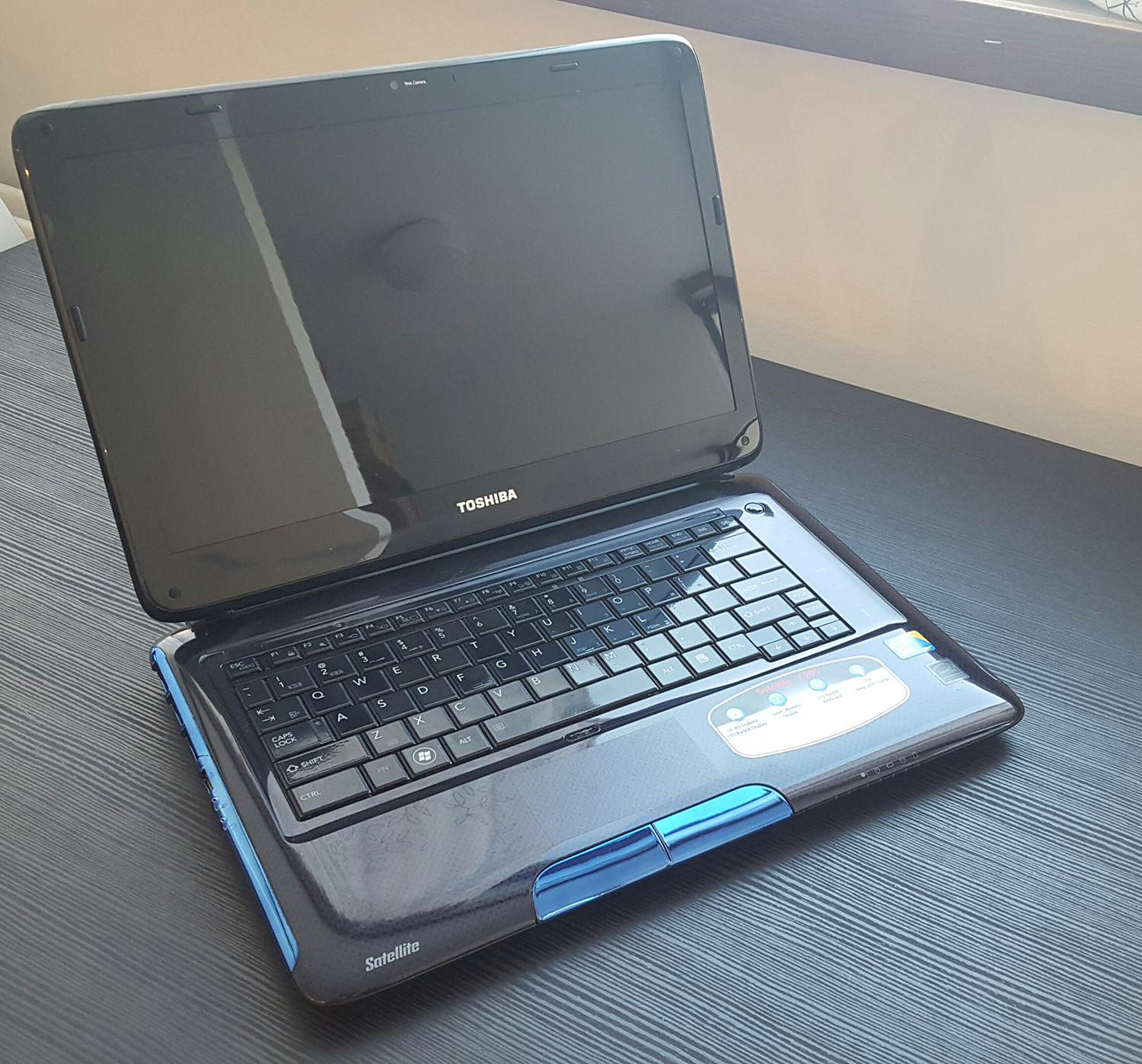 Laptop 2.jpg