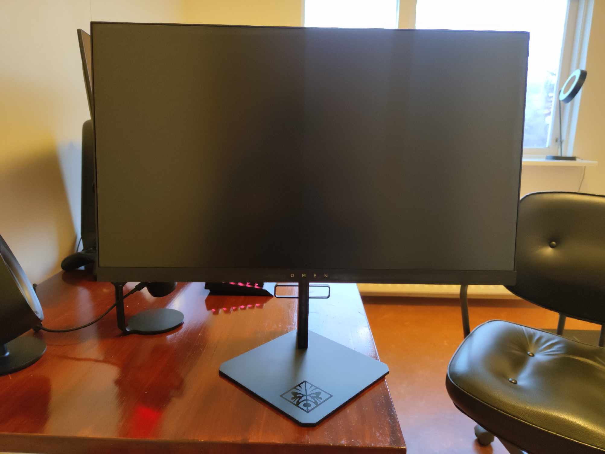 monitor1.jpg