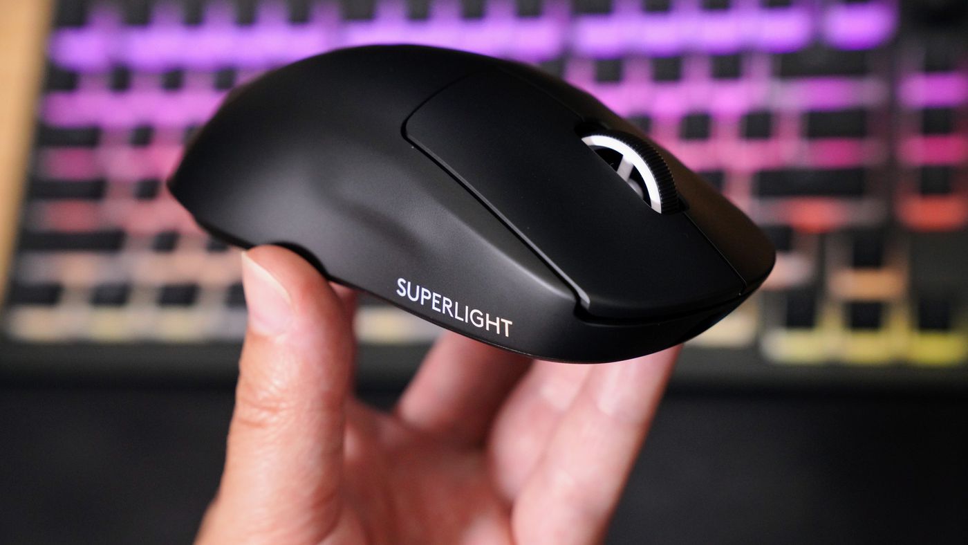 logitech_g_pro_x_superlight_2_sean_hollister_verge_005.jpg