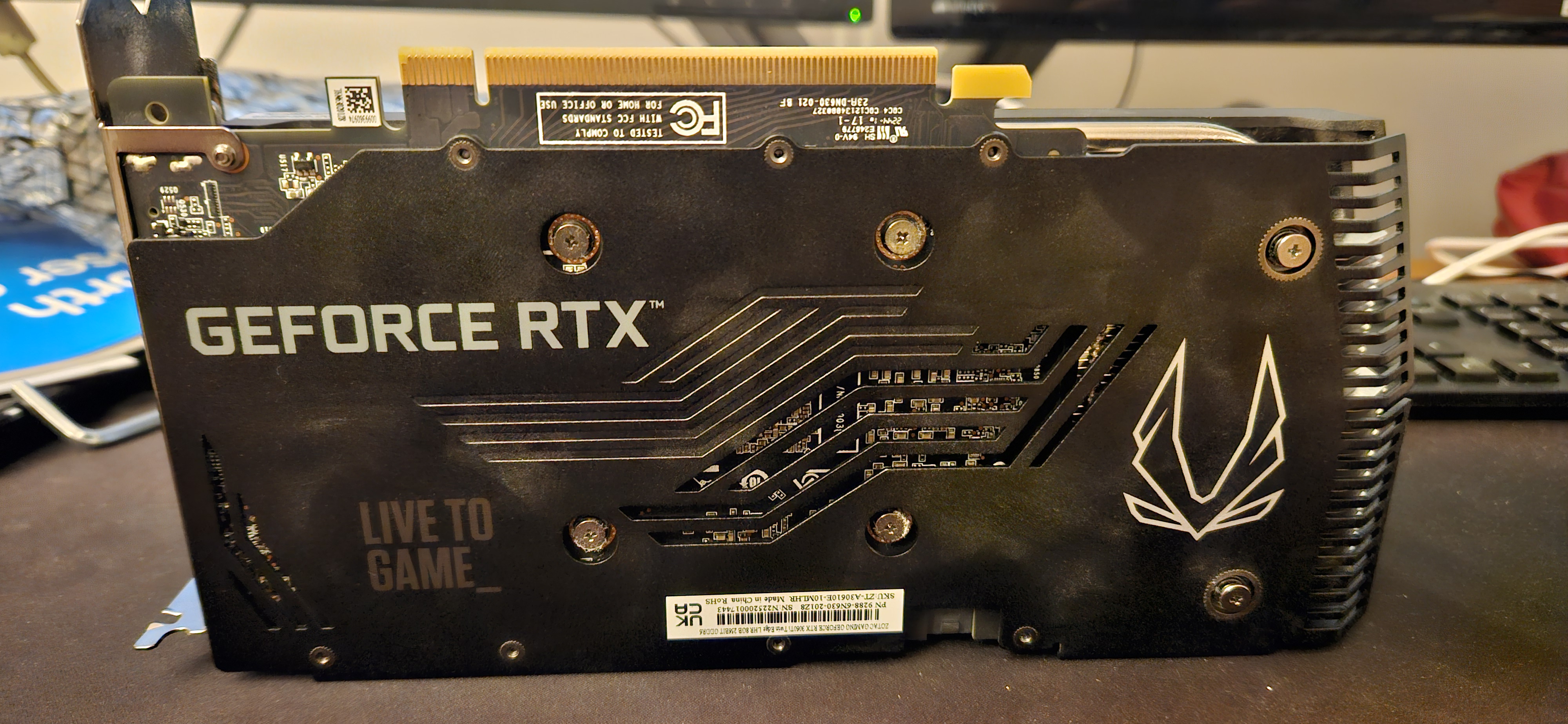 2025-10-12 21.22.29.jpg