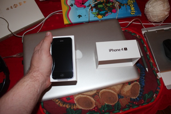 iPhone4s.jpg